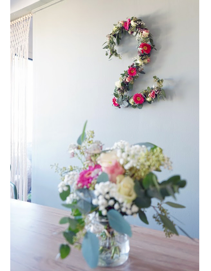 DIY-un-chiffre-de-fleurs-tableau-végétal4